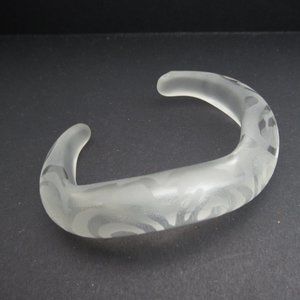 Clear swirl glass cuff bracelet
